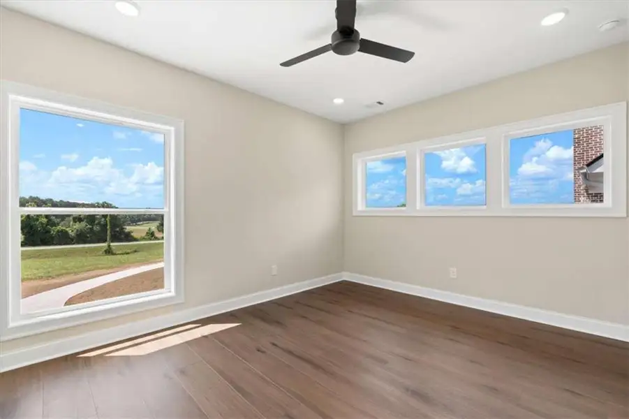 Spacious, unfurnished interior of a new home in , Roopville (Image 27).