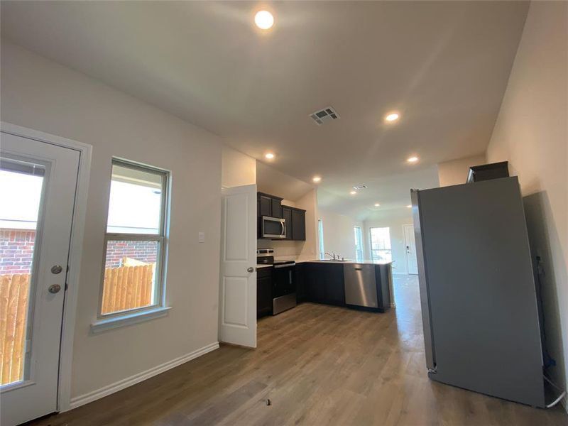 Spacious, unfurnished interior of a new home in Governor's Lots, Forney (Image 13).