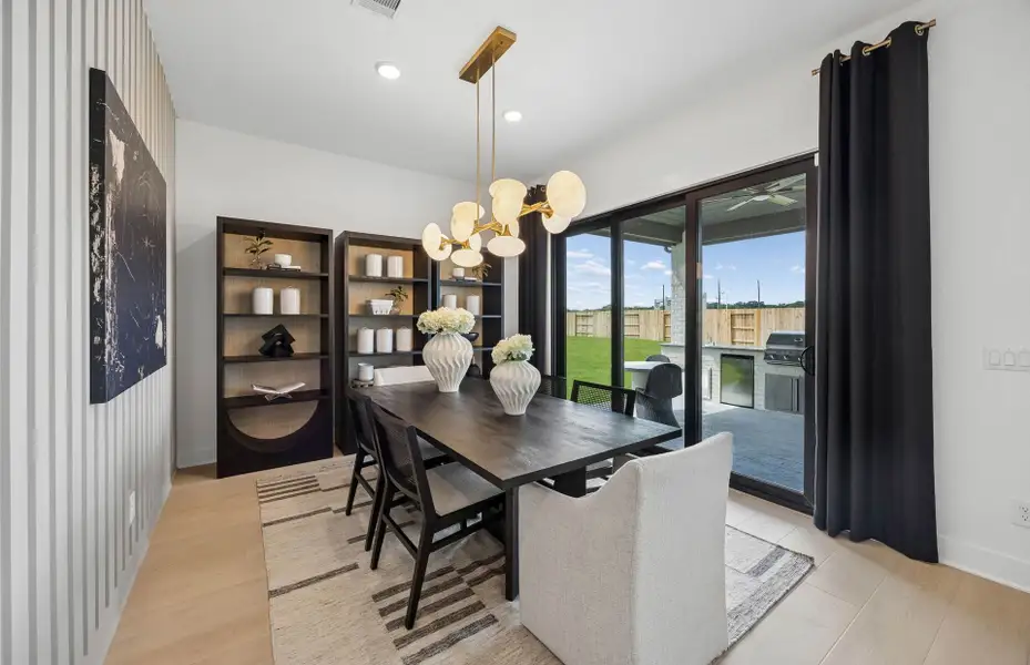 Representative furnished interior of a home built from the Lindale by Pulte Homes in Blue Creek Trails, Richmond (Image 9). Representative furnished interior of a home built from the Lindale by Pulte Homes in Blue Creek Trails, Richmond (Image 9).