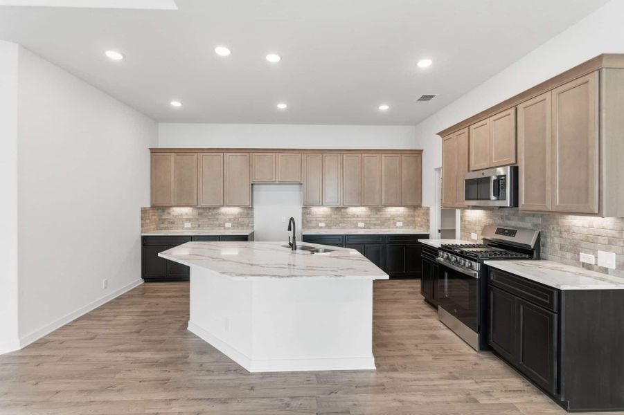 Furnished interior view inside a new home in The Crossvine, Schertz (Image 9). Furnished interior view inside a new home in The Crossvine, Schertz (Image 9).