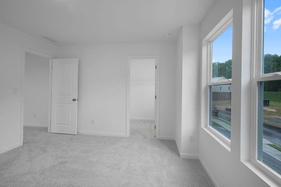 Spacious, unfurnished interior of a new home in Windance Lake, Loganville (Image 13). Spacious, unfurnished interior of a new home in Windance Lake, Loganville (Image 13).