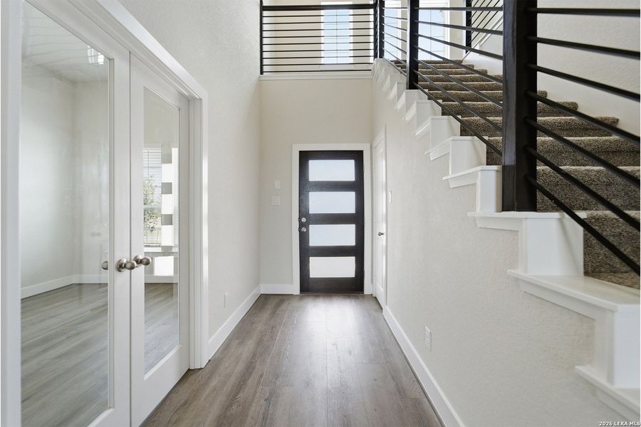 Spacious, unfurnished interior of a new home in Hickory Ridge, Elmendorf (Image 28).