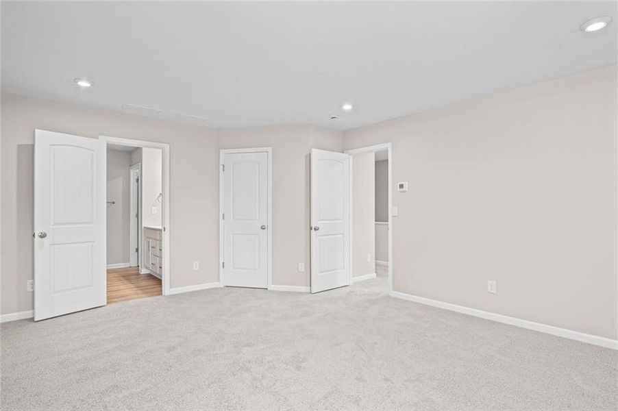 Spacious, unfurnished interior of a new home in Sage Woods, Dallas (Image 40).