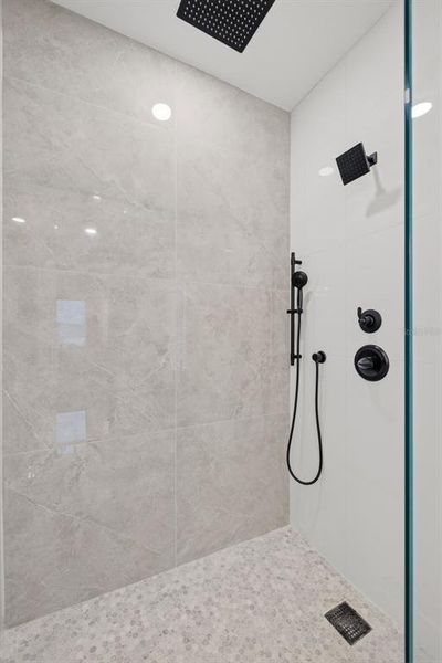 Close-up of interior finishes inside a home in , Tampa (Image 19).