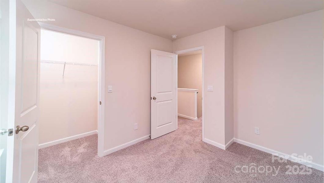 Spacious, unfurnished interior of a new home in Clark Creek Landing, Lincolnton (Image 7).