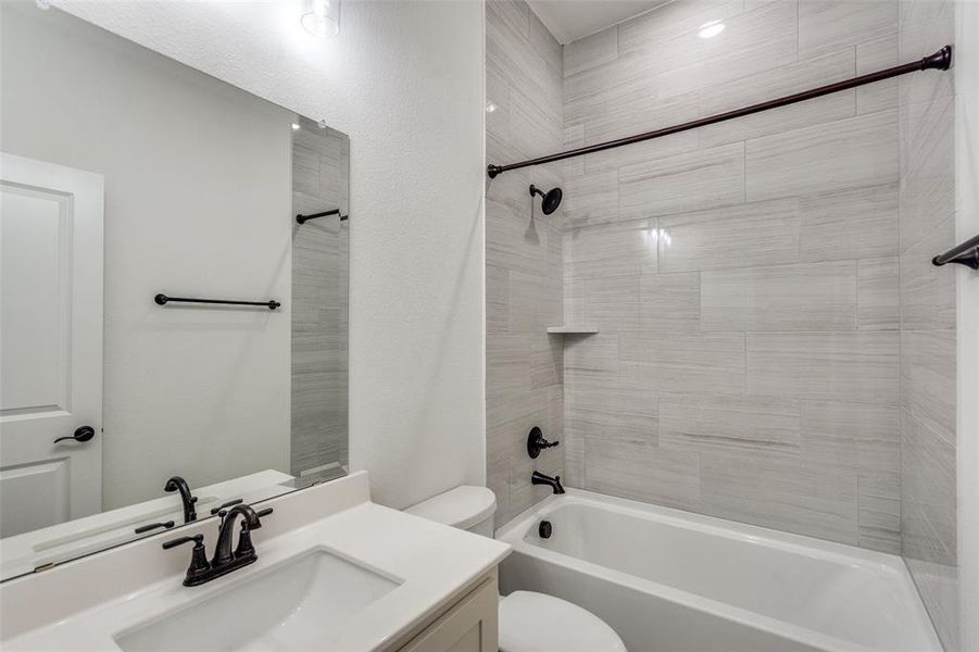 Furnished interior view inside a new home in Willow Wood Classic 60, McKinney (Image 5). Furnished interior view inside a new home in Willow Wood Classic 60, McKinney (Image 5).