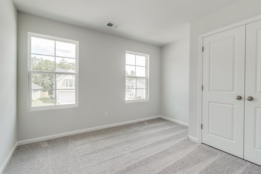Spacious, unfurnished interior of a new home in Killians Crossing, Blythewood (Image 30).