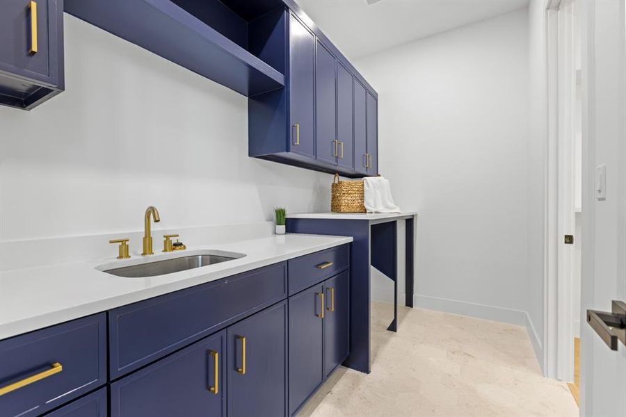 Furnished interior view inside a new home in , Dallas (Image 15).