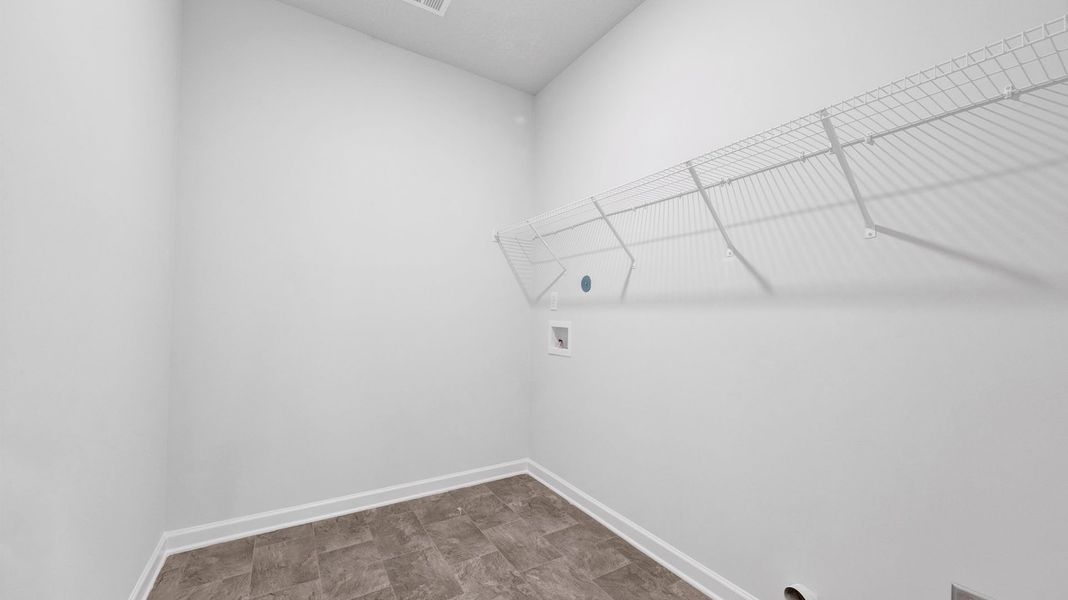 Representative unfurnished interior of a home built from the Mason by D.R. Horton in Hedge Rose, Somerville (Image 26).