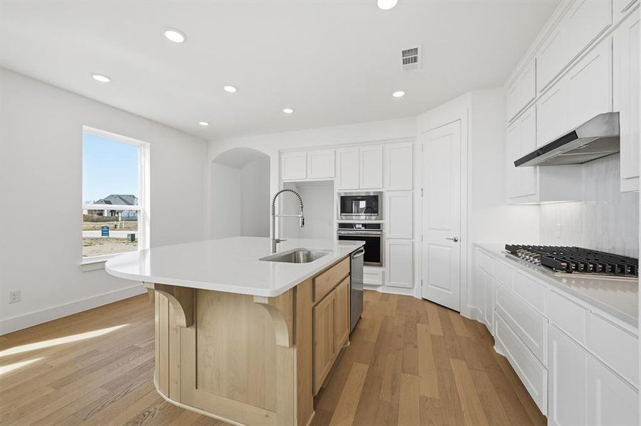 Furnished interior view inside a new home in Mosaic, Celina (Image 8).