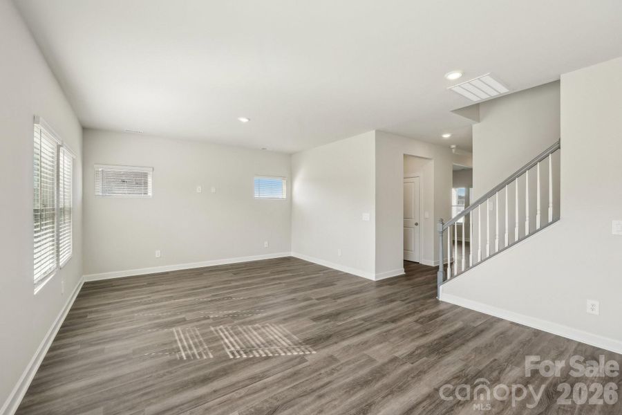 Photo is not of the actual home, but is an inspirational photo of builder’s model home and may depict options, furnishings, and/or decorator features that are not included Photo is not of the actual home, but is an inspirational photo of builder’s model home and may depict options, furnishings, and/or decorator features that are not included