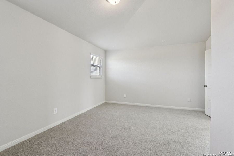 Spacious, unfurnished interior of a new home in Estancia Ranch - Premier Series, San Antonio (Image 44). Spacious, unfurnished interior of a new home in Estancia Ranch - Premier Series, San Antonio (Image 44).