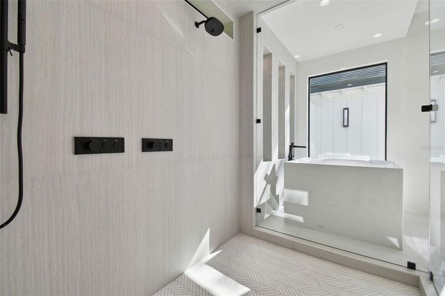 Spacious, unfurnished interior of a new home in , Lutz (Image 21). Spacious, unfurnished interior of a new home in , Lutz (Image 21).