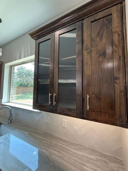 Reeded glass cabinet doors