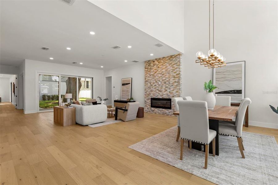 Furnished interior view inside a new home in , Orlando (Image 45).