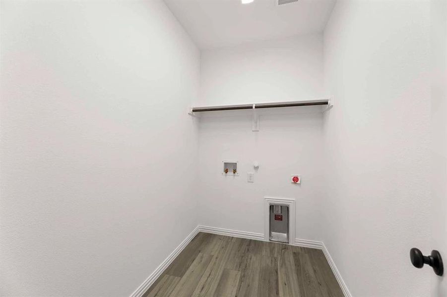 Spacious, unfurnished interior of a new home in Brookshire at Legacy Hills, Celina (Image 19).