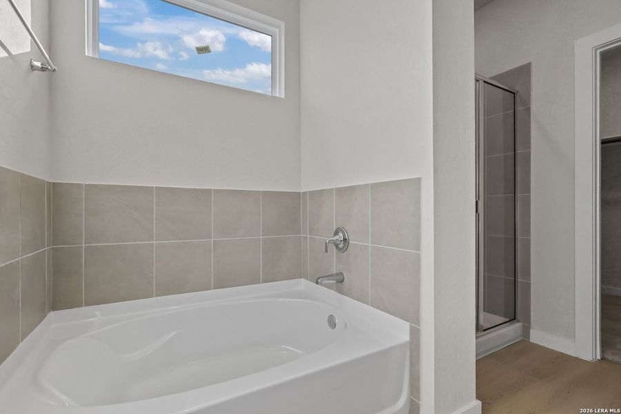 Furnished interior view inside a new home in Cinco Lakes, San Antonio (Image 8).