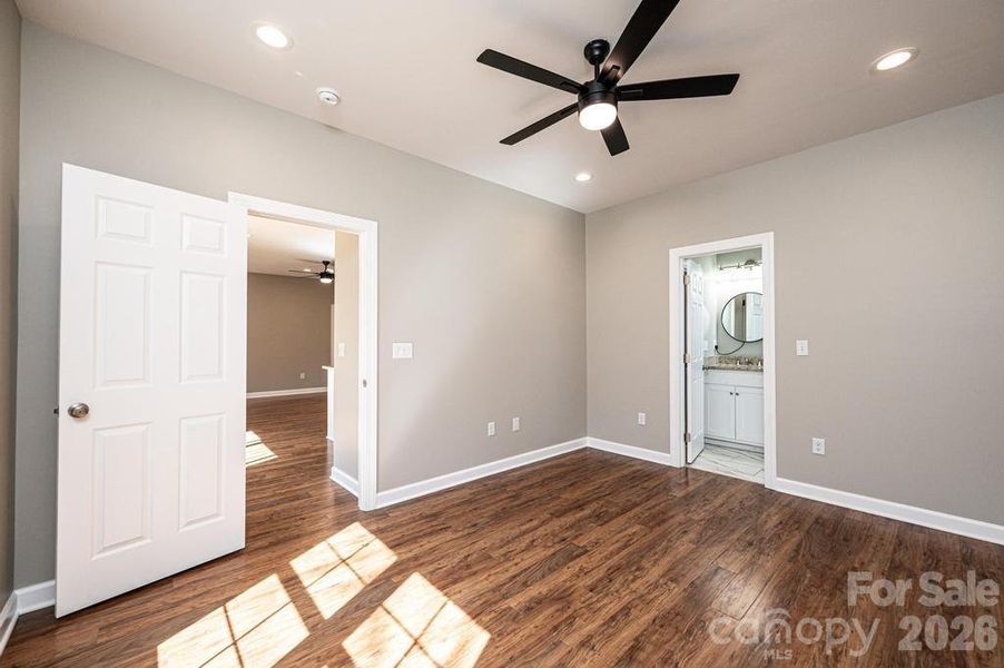 Spacious, unfurnished interior of a new home in , Hickory (Image 18).