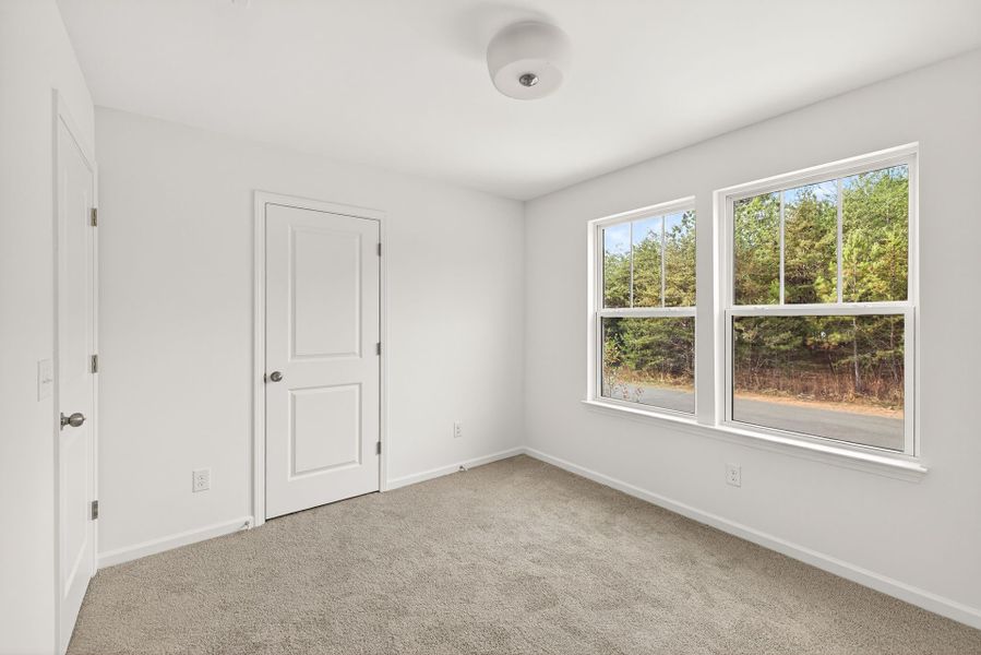 Spacious, unfurnished interior of a new home in Edgewater - Lakeview Point, Lancaster (Image 21). Spacious, unfurnished interior of a new home in Edgewater - Lakeview Point, Lancaster (Image 21).
