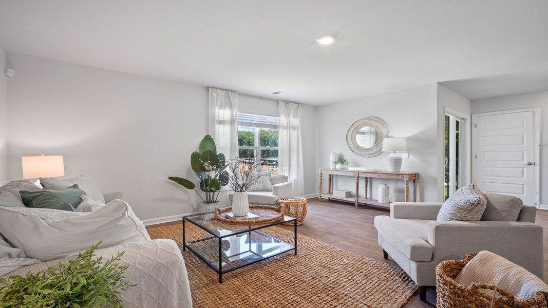 Furnished interior view inside a new home in Holly Oaks, Statesboro (Image 11).