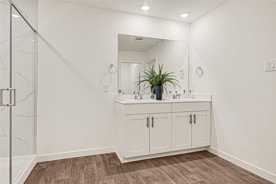 *Images and 3D tour are for illustration only and options may vary from home as built.