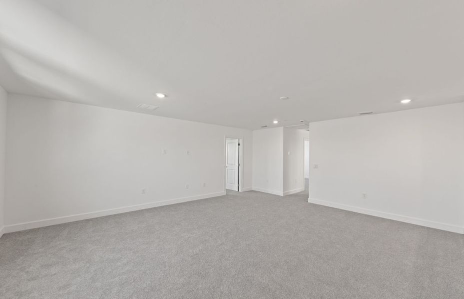 Spacious, unfurnished interior of a new home in TerraWalk at Babcock Ranch, Alva (Image 19). Spacious, unfurnished interior of a new home in TerraWalk at Babcock Ranch, Alva (Image 19).