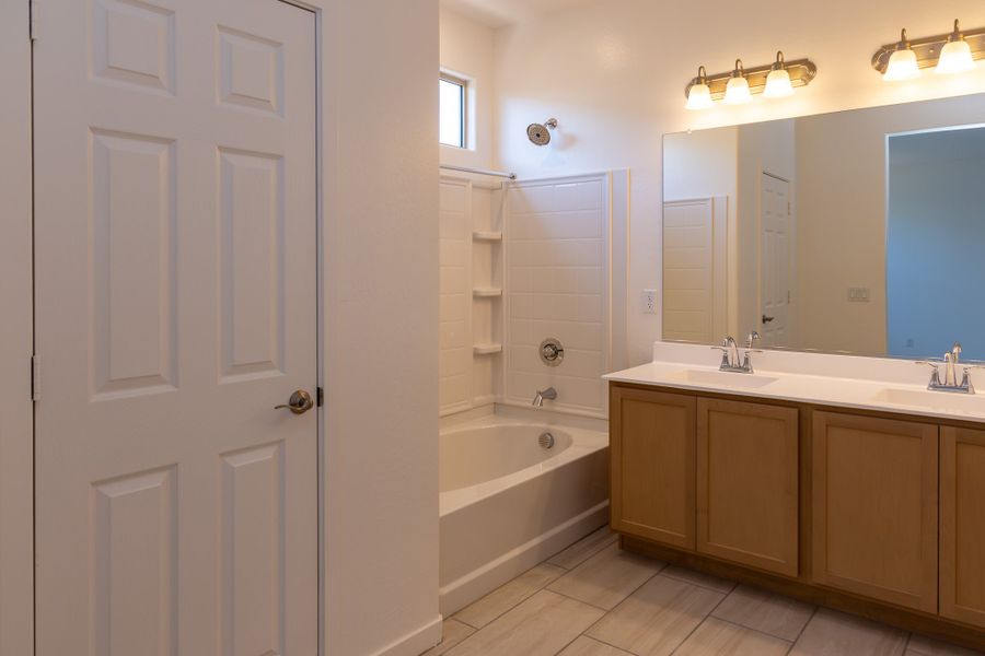Furnished interior view inside a new home in Rancho Santa Rosa, Maricopa (Image 10).