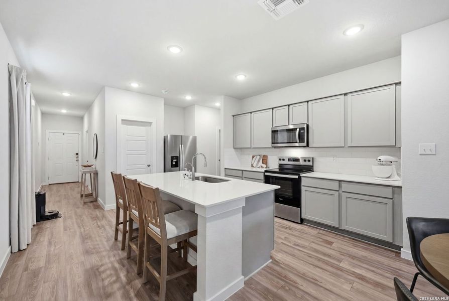 Furnished interior view inside a new home in Spring Creek, San Antonio (Image 10).