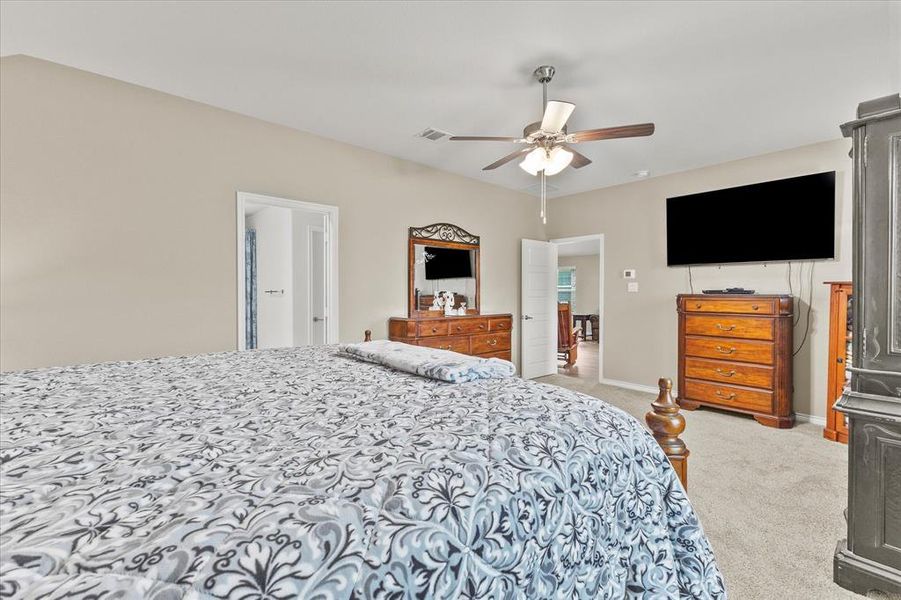 Master bedroom opens onto private master bath Master bedroom opens onto private master bath