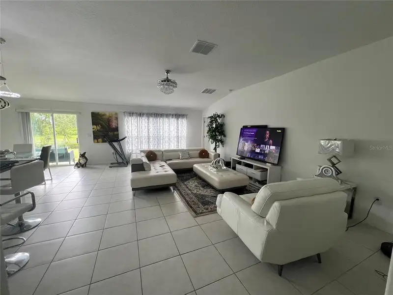Furnished interior view inside a new home in North Park Isle, Plant City (Image 21).