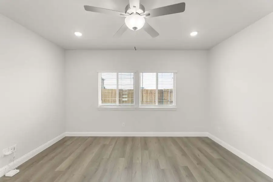 Spacious, unfurnished interior of a new home in Elevon, Lavon (Image 20).