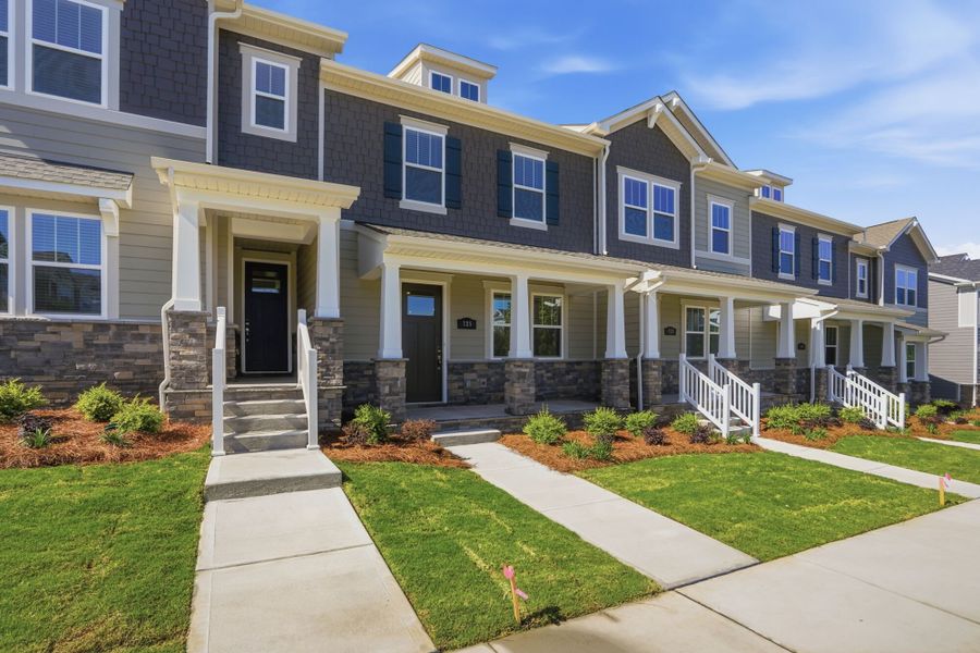 Front exterior of a new home in Bratton Pointe, Rock Hill, SC, highlighting curb appeal (Image 2).
