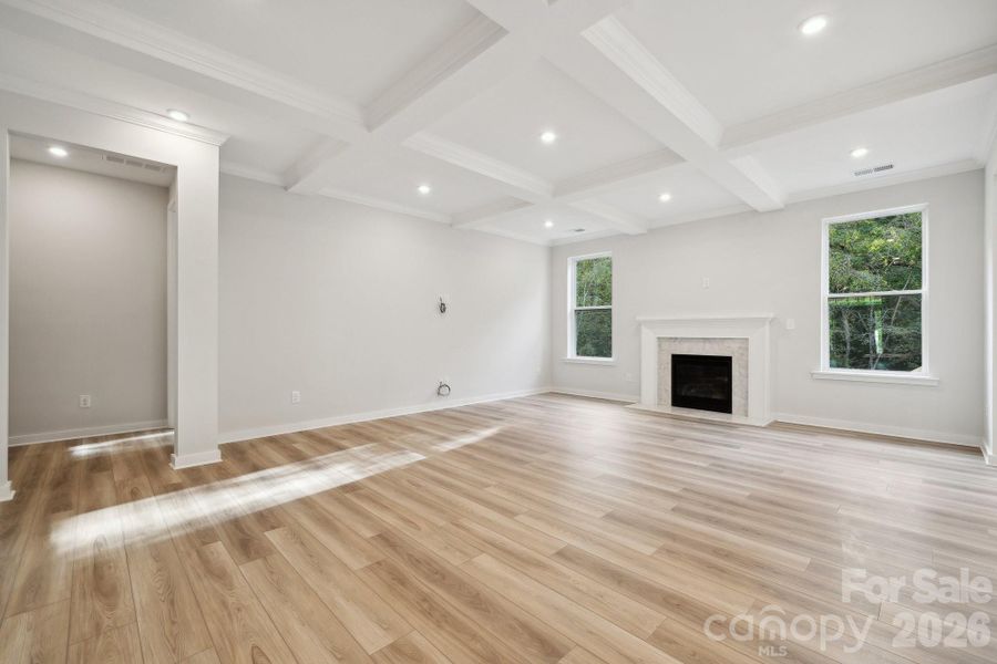 Spacious, unfurnished interior of a new home in Stonemill, Monroe (Image 23).