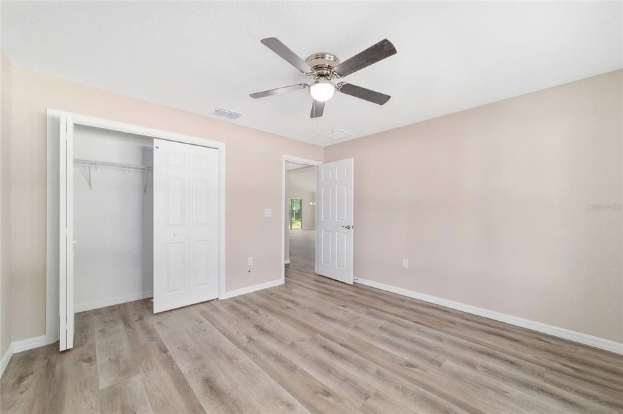 Spacious, unfurnished interior of a new home in , Dunnellon (Image 16).