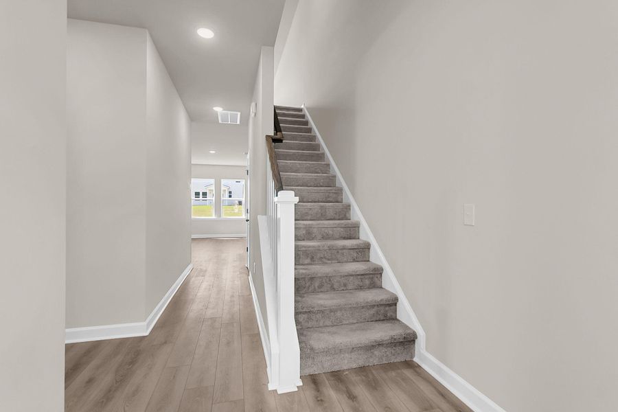 Spacious, unfurnished interior of a new home in , Ravenel (Image 20).
