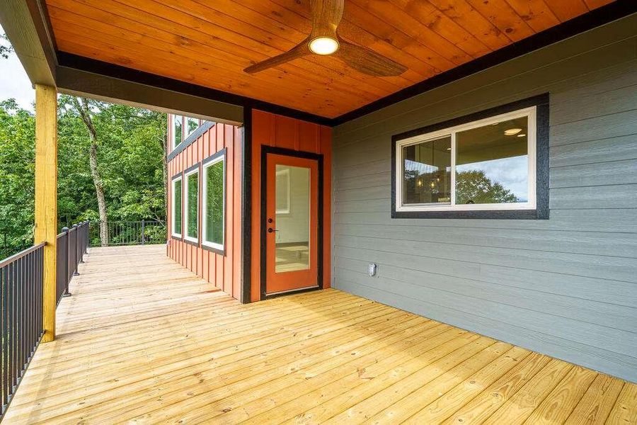 Exterior details and patio area of a home in , Ellijay (Image 3).