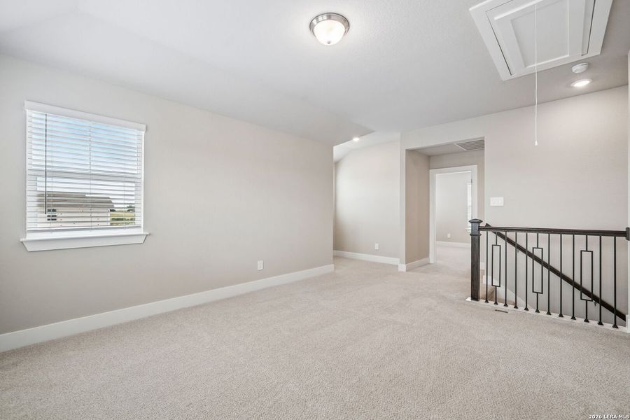 Spacious, unfurnished interior of a new home in Stetson Ridge, Marion (Image 31).