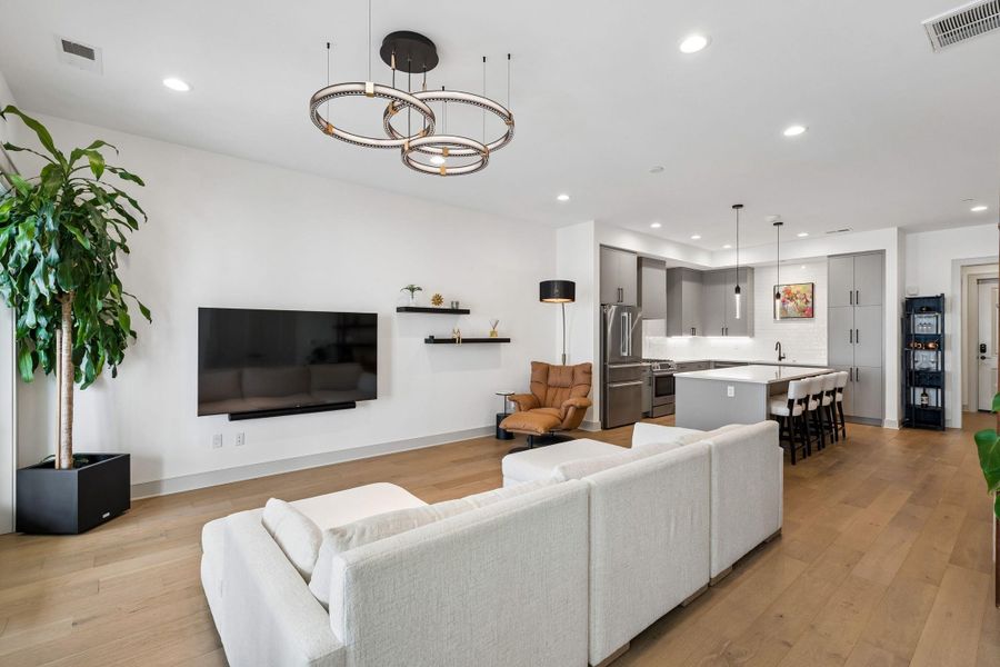 Furnished interior view inside a new home in , Charleston (Image 17).