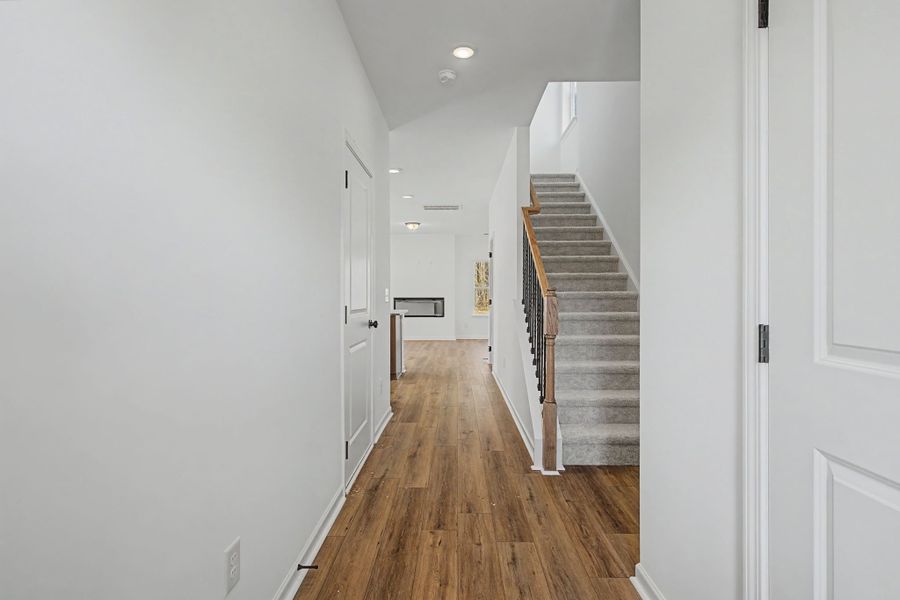 The Braselton II Foyer