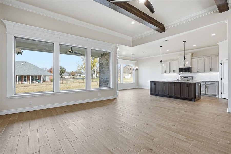 Spacious, unfurnished interior of a new home in , Granbury (Image 31).