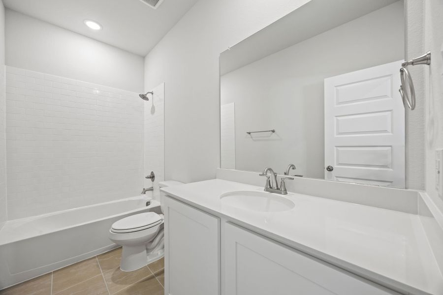 Representative furnished interior of a home built from the Schrade by Cambridge Homes in Lake Park, Rowlett (Image 9).