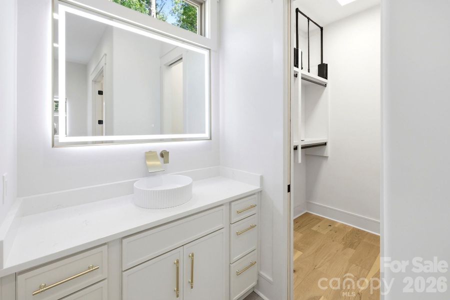 Furnished interior view inside a new home in , Lake Lure (Image 9).