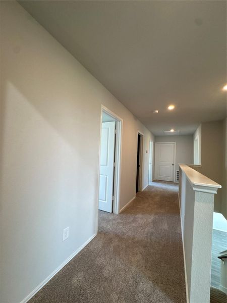 Spacious, unfurnished interior of a new home in Santa Fe, Cleveland (Image 17). Spacious, unfurnished interior of a new home in Santa Fe, Cleveland (Image 17).