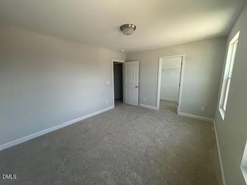 Spacious, unfurnished interior of a new home in Gregory Village, Lillington (Image 13).