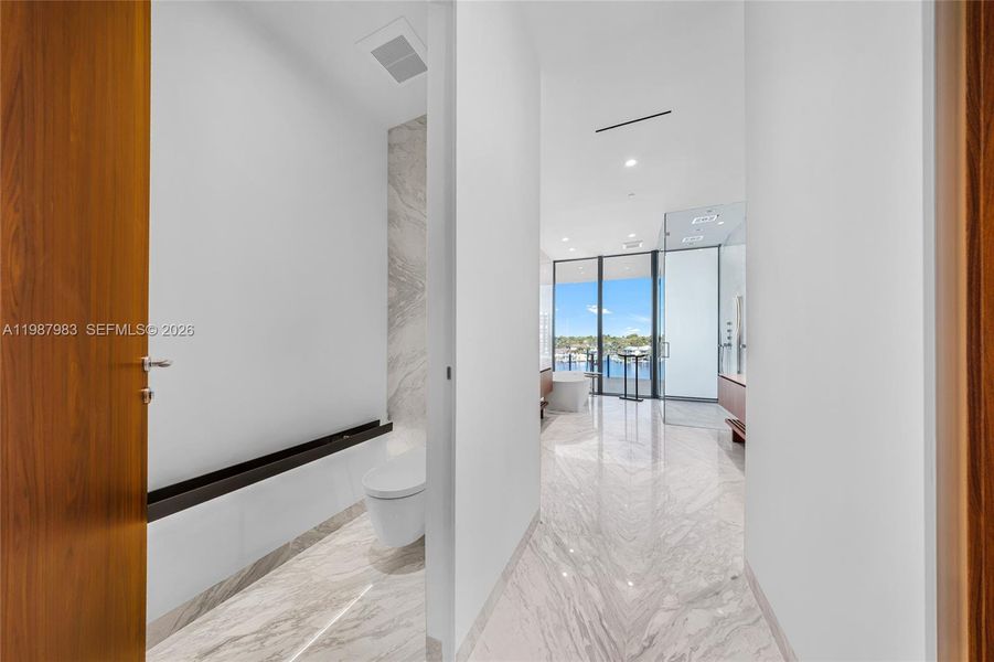 Image 69 of a home in .