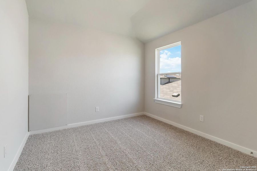 Spacious, unfurnished interior of a new home in Willow Point, San Antonio (Image 24). Spacious, unfurnished interior of a new home in Willow Point, San Antonio (Image 24).