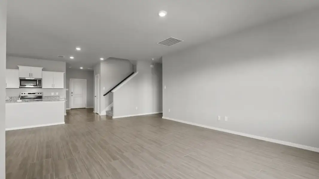 Representative unfurnished interior of a home built from the Midland by D.R. Horton in Audra Oaks, Denton (Image 18).