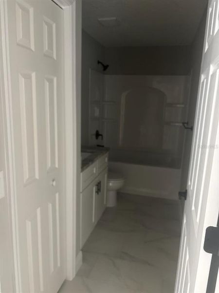 Spacious, unfurnished interior of a new home in , Dunnellon (Image 35).