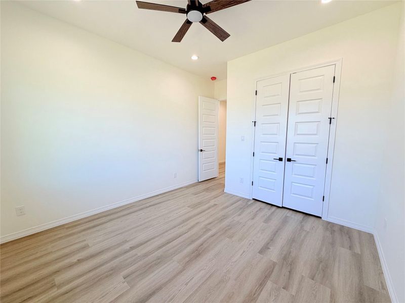 Spacious, unfurnished interior of a new home in , Dayton (Image 35).