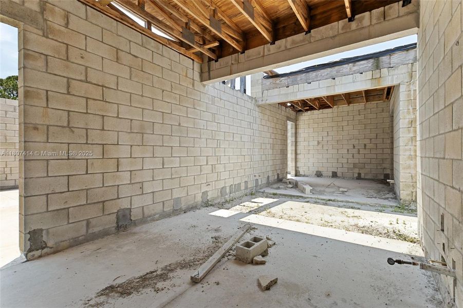 Image 32 of a home in .